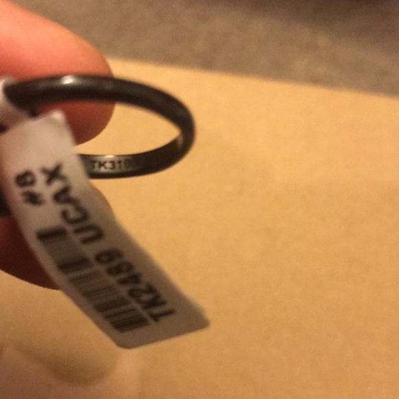 Princess Cut Amethyst Cz Black Stainless Steel Clover Fashion Size 8 Womens Ring - Picture 10 of 12